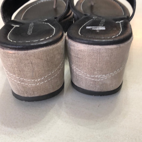 Donald  J Pliner Wedges Nwob 9 - Picture 4 of 7